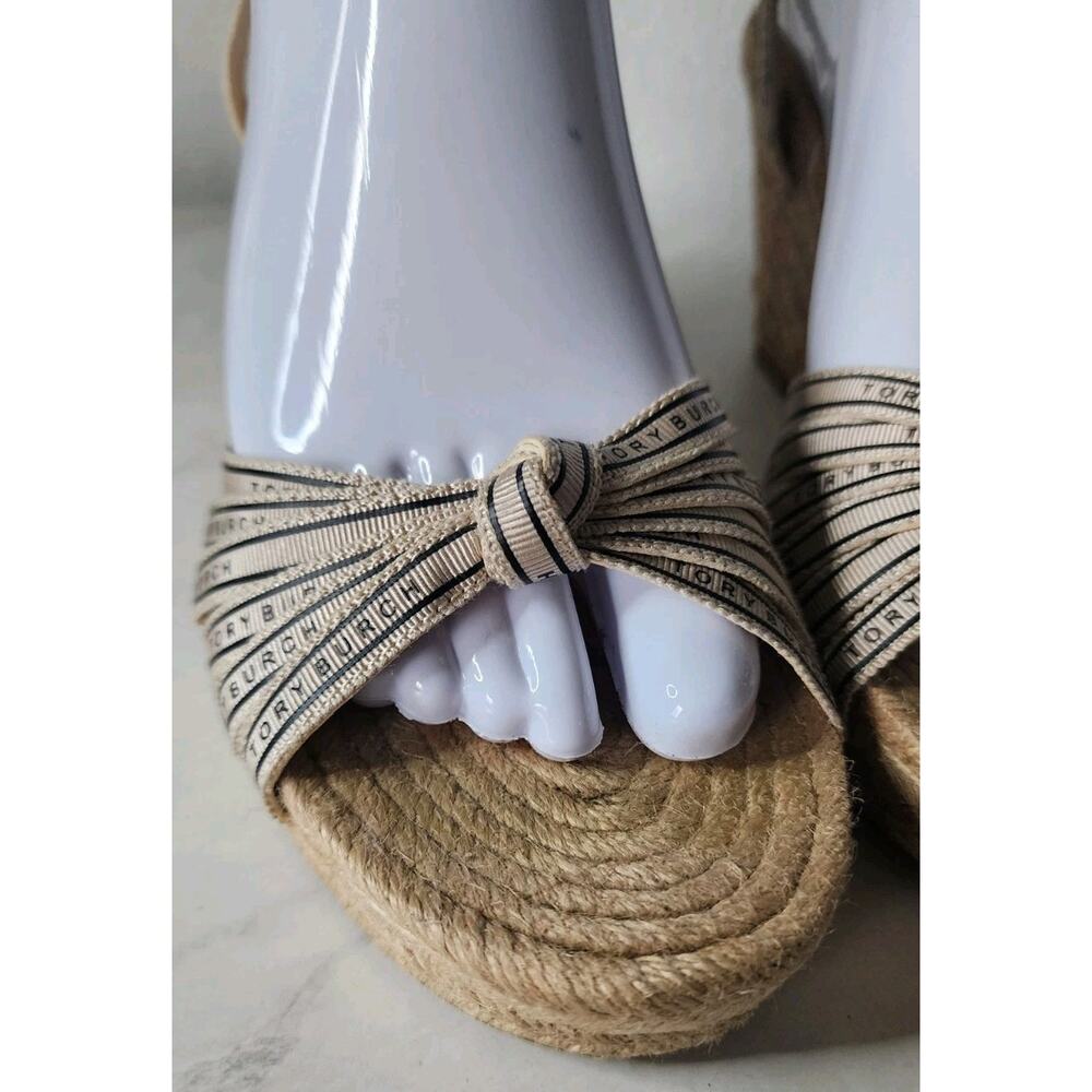 Tory Burch Beige Logo Strappy Ribbon Wedge Espadrille Sandals Heels Sz 7.5/8 - Picture 5 of 10
